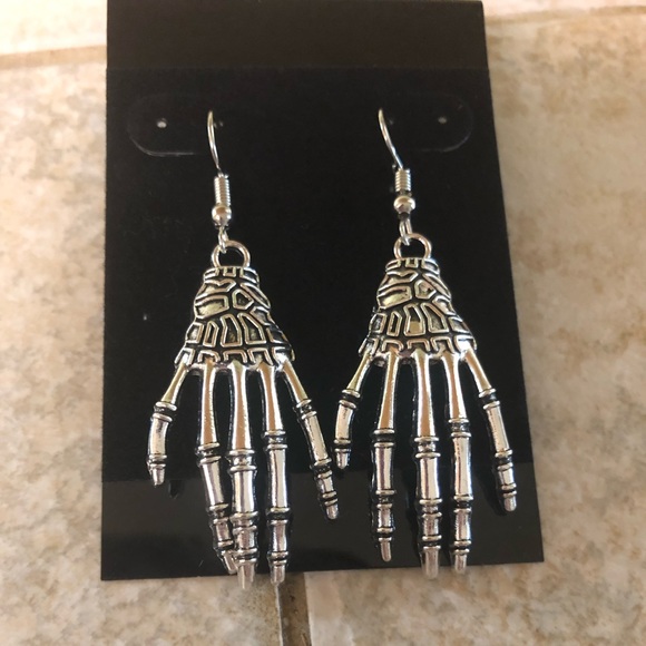 Silver Skeleton Hands Earrings - Picture 1 of 1